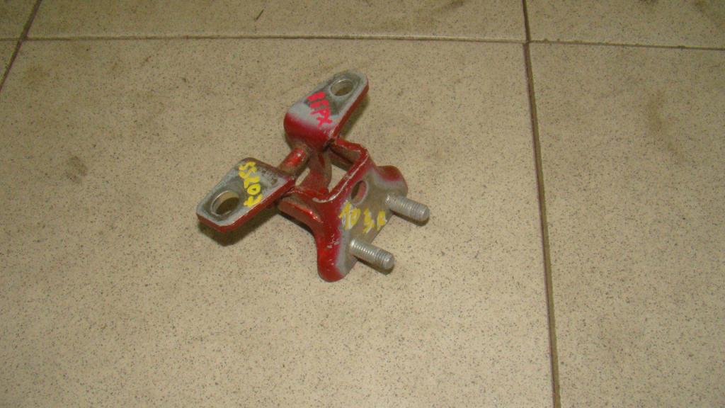 Петля двери задней правой верхняя, 500 рублей, Пермь