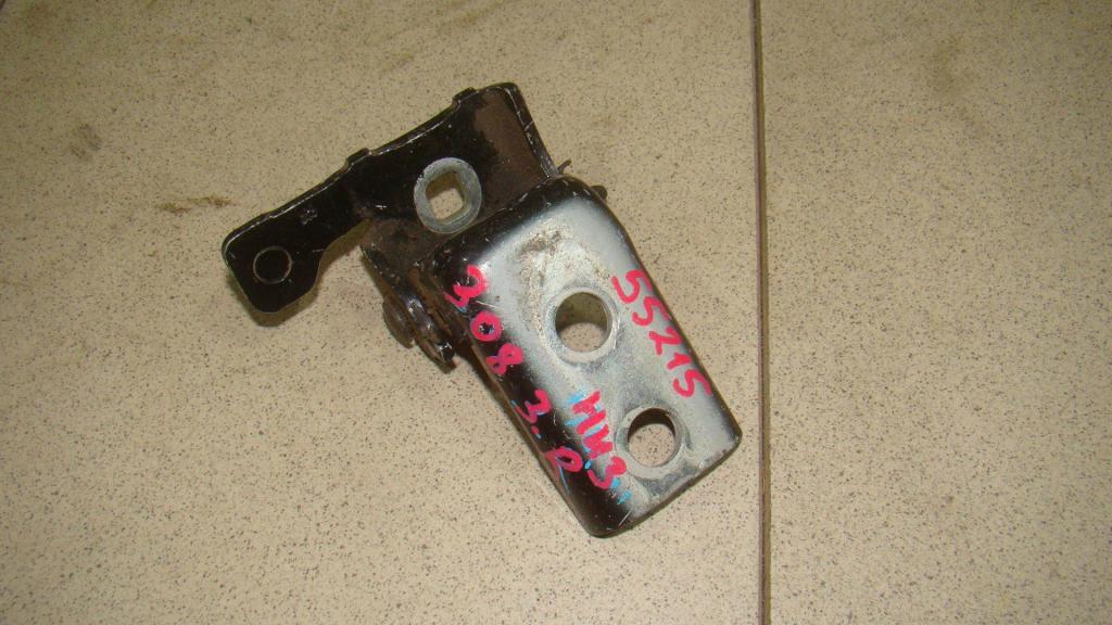 Петля двери задней правой нижняя, 500 рублей, Пермь