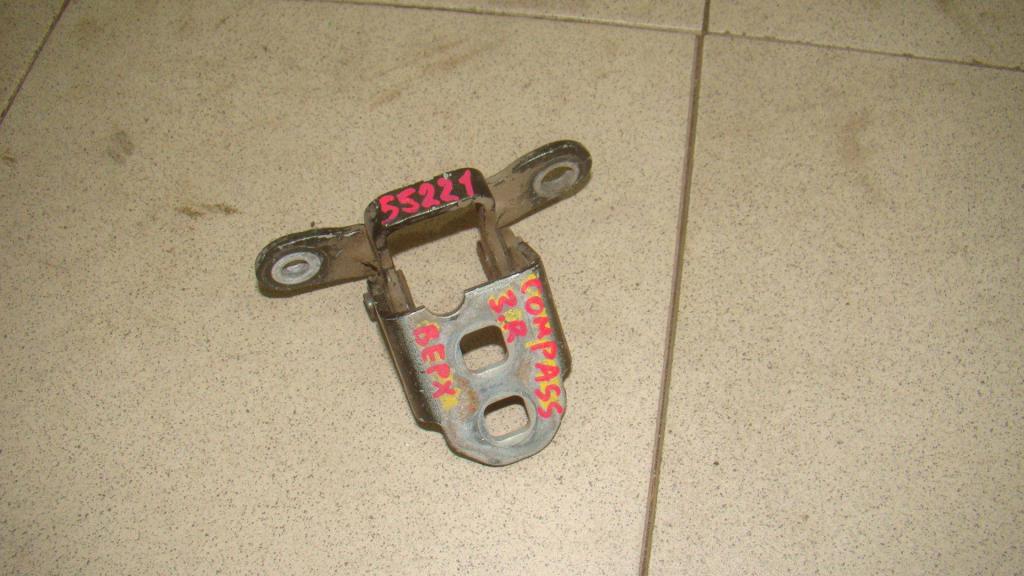 Петля двери задней правой верхняя, 500 рублей, Пермь