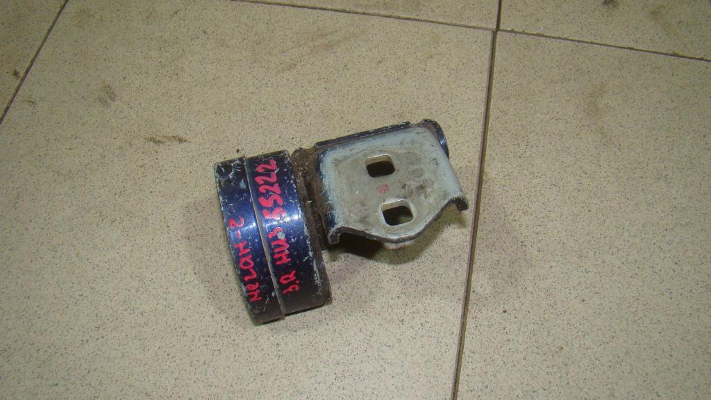 Петля двери задней правой нижняя, 500 рублей, Пермь