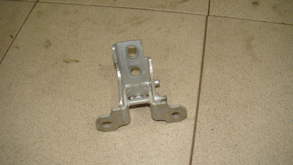 Петля двери задней правой верхняя, 500 рублей, Пермь