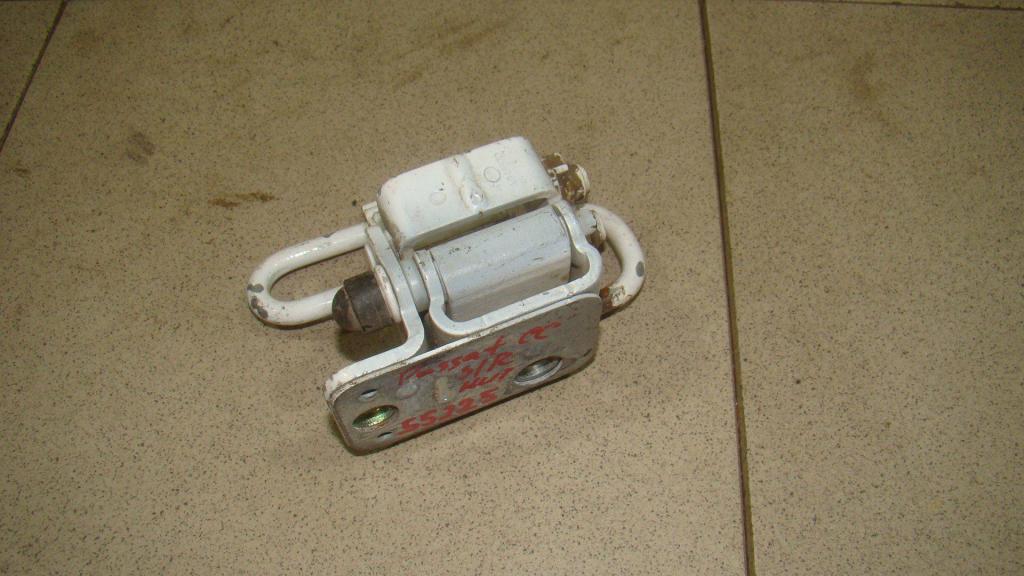 Петля двери задней правой нижняя, 500 рублей, Пермь