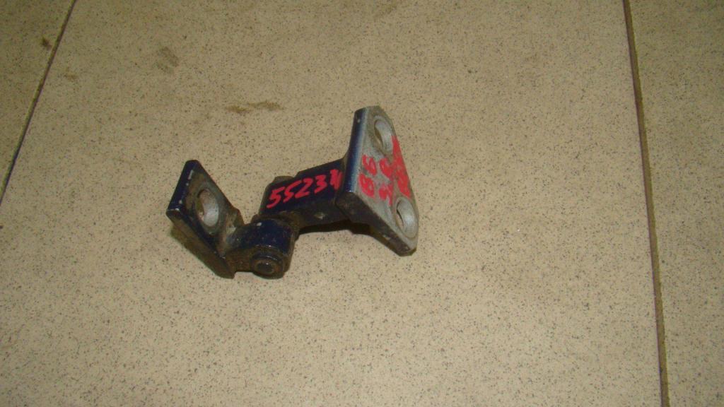 Петля двери задней правой верхняя, 500 рублей, Пермь