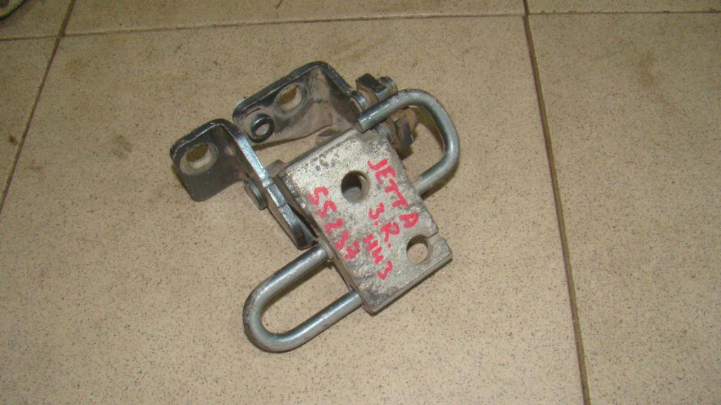 Петля двери задней правой нижняя, 500 рублей, Пермь