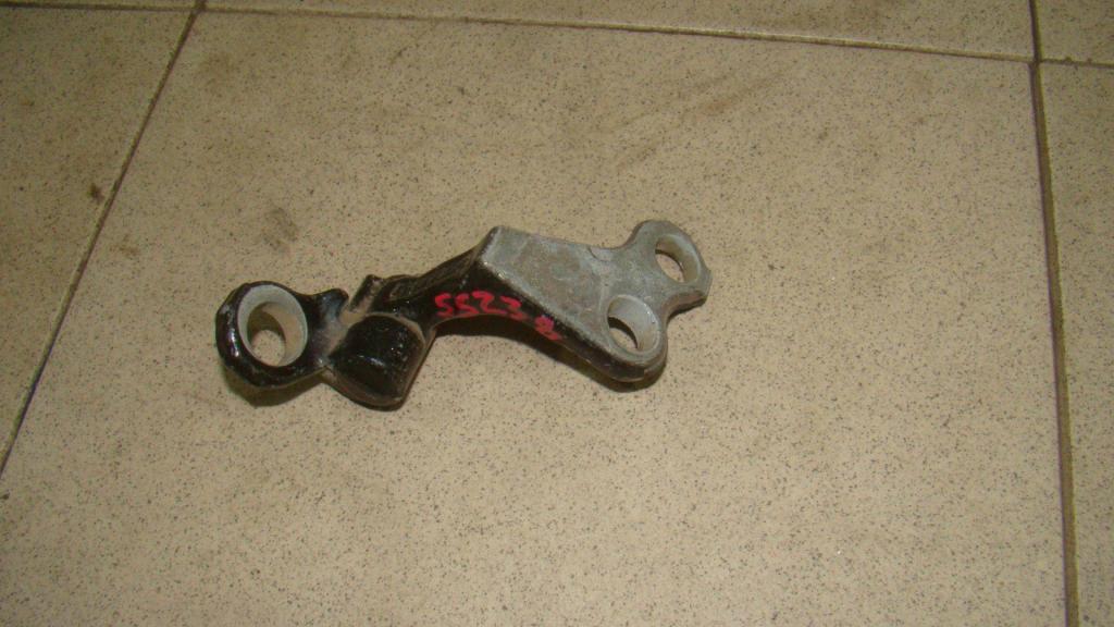 Петля двери задней правой верхняя, 550 рублей, Пермь