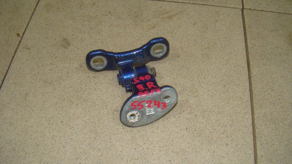 Петля двери задней правой верхняя, 500 рублей, Пермь