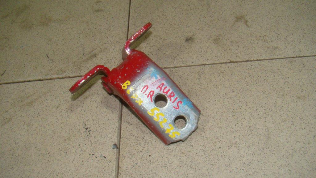 Петля двери передней правой верхняя, 550 рублей, Пермь