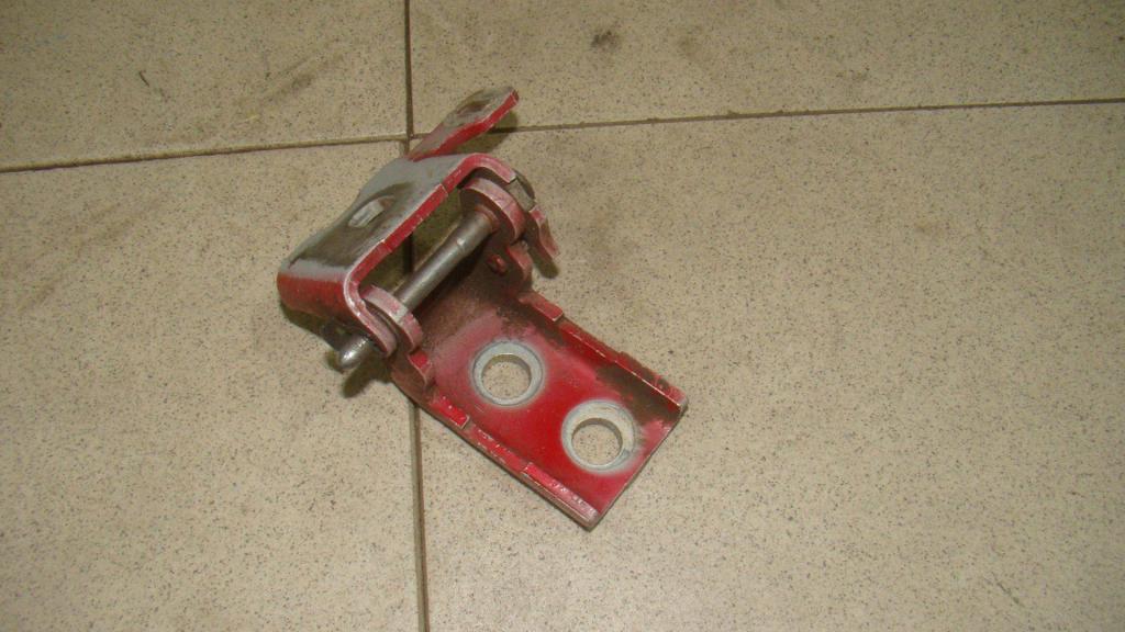 Петля двери передней левой верхняя, 500 рублей, Пермь