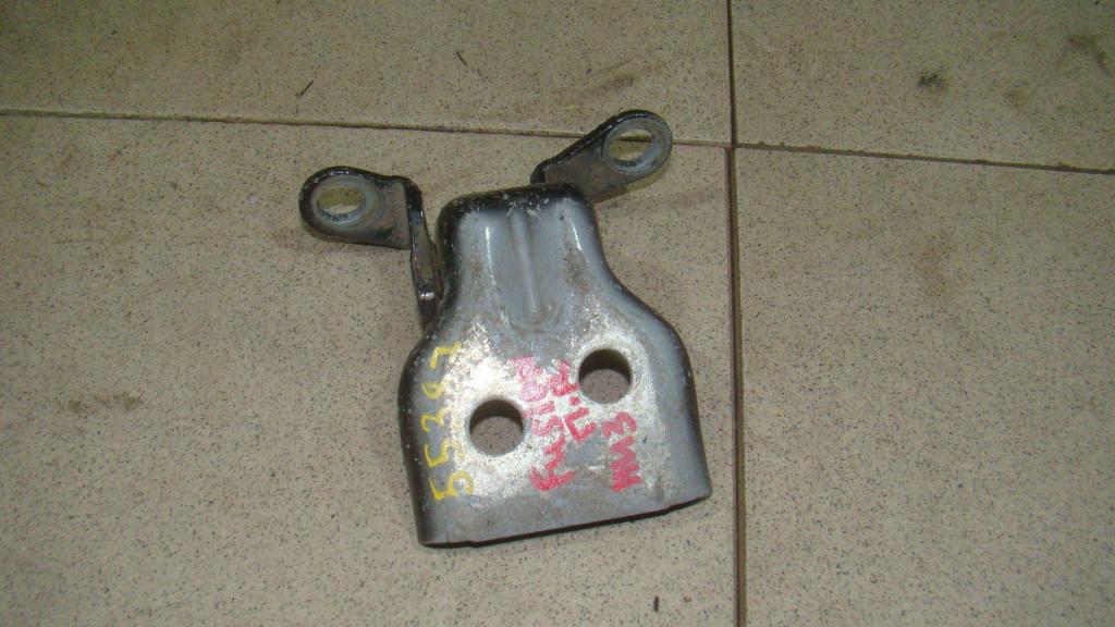 Петля двери передней правой нижняя, 500 рублей, Пермь