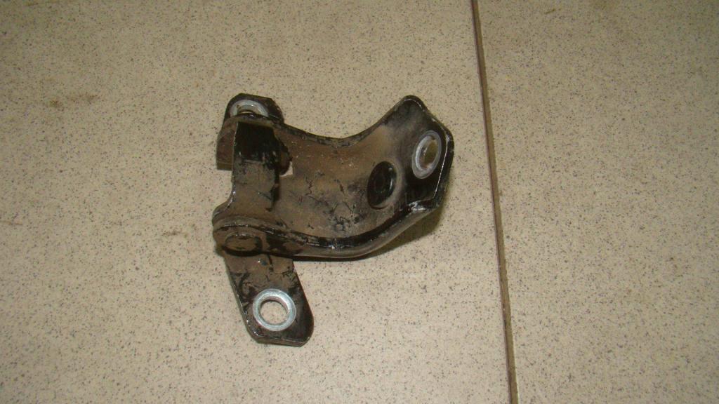 Петля двери задней левой верхняя, 500 рублей, Пермь