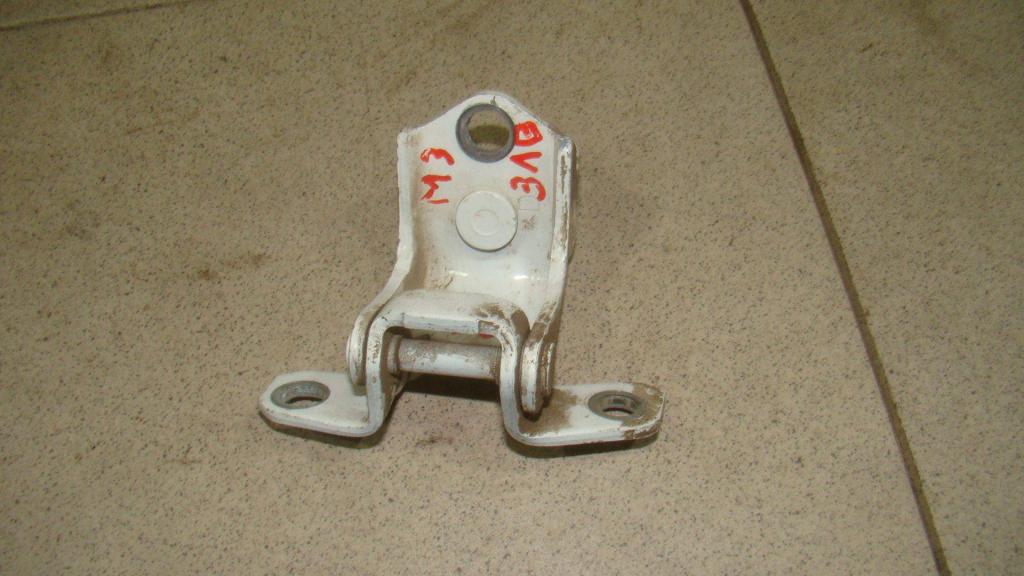 Петля двери задней левой верхняя, 500 рублей, Пермь