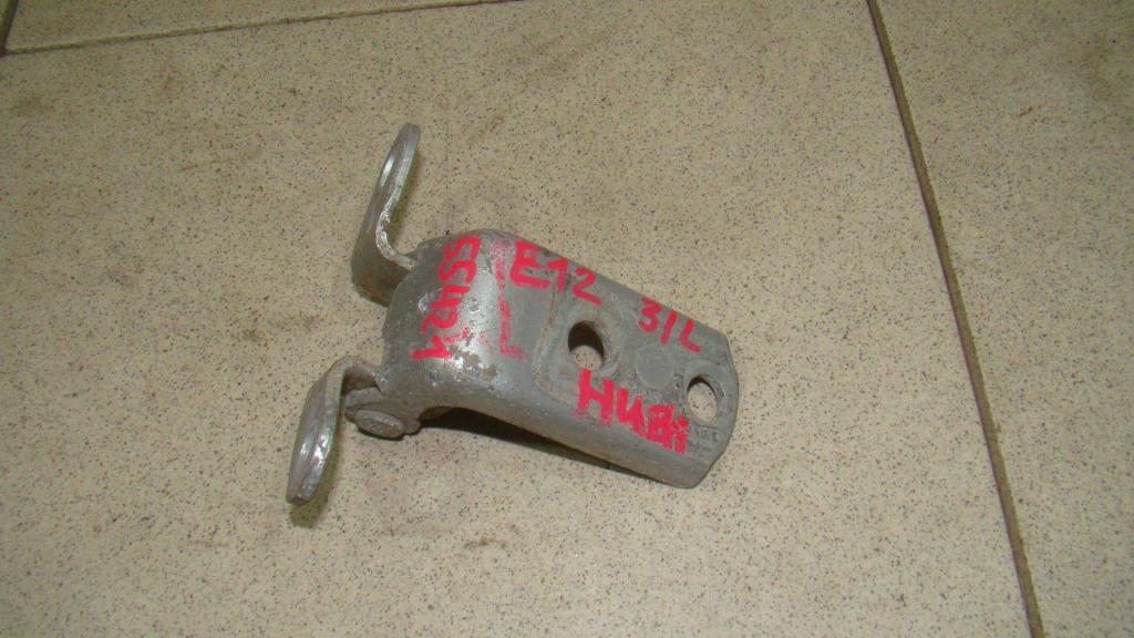 Петля двери задней левой нижняя, 500 рублей, Пермь