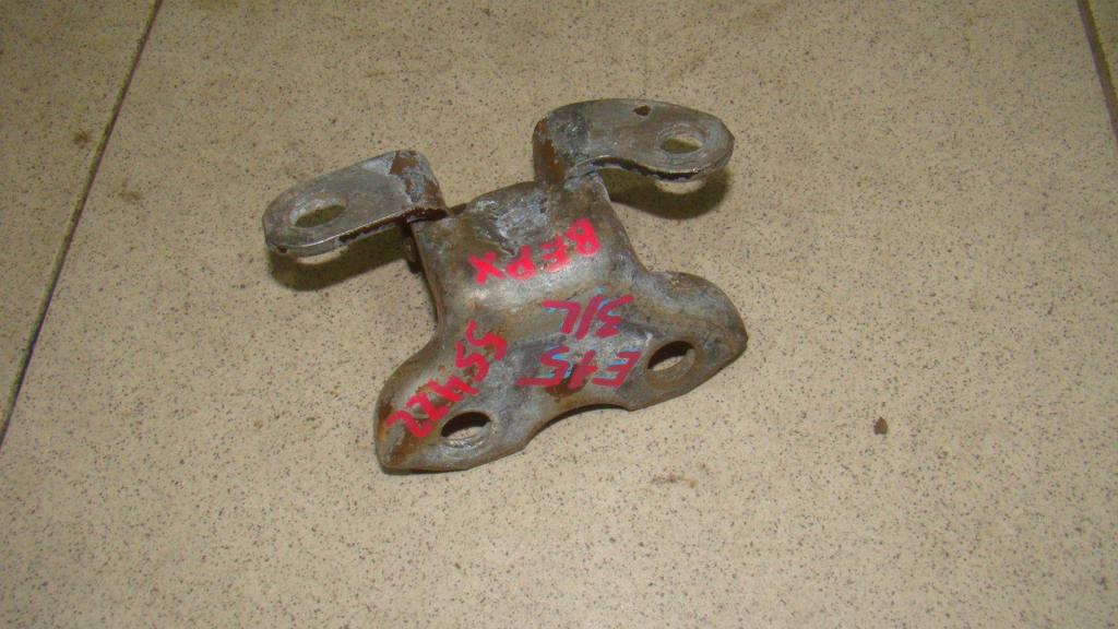 Петля двери задней левой верхняя, 500 рублей, Пермь