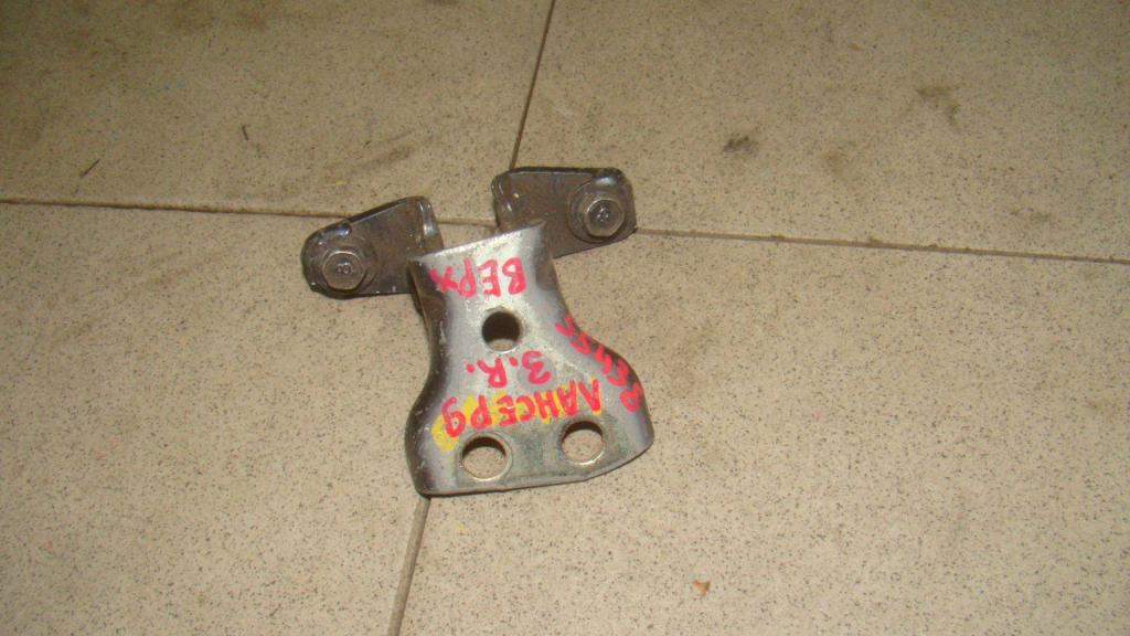 Петля двери задней правой верхняя, 500 рублей, Пермь