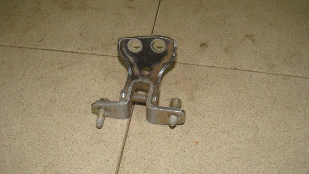 Петля двери задней правой верхняя, 500 рублей, Пермь