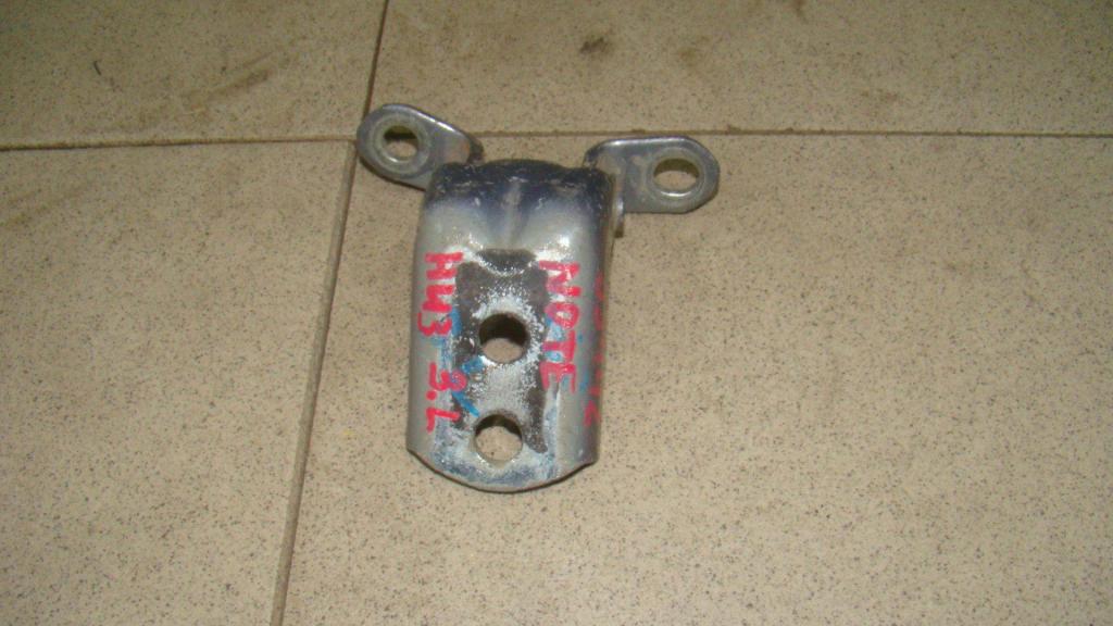 Петля двери задней левой нижняя, 500 рублей, Пермь