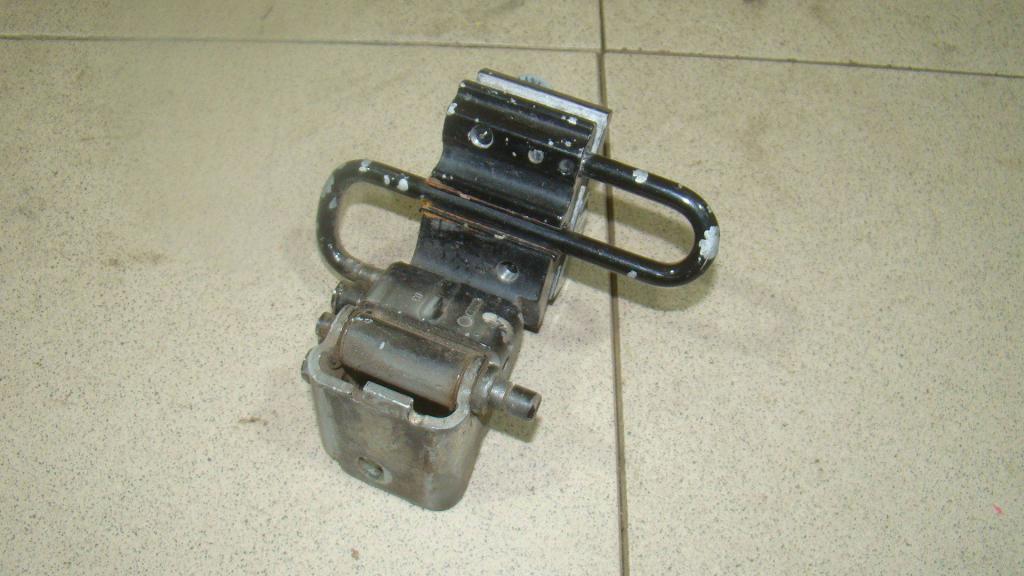 Петля двери задней левой нижняя, 500 рублей, Пермь