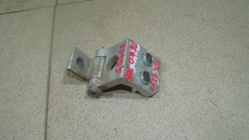 Петля двери передней, 500 рублей, Пермь