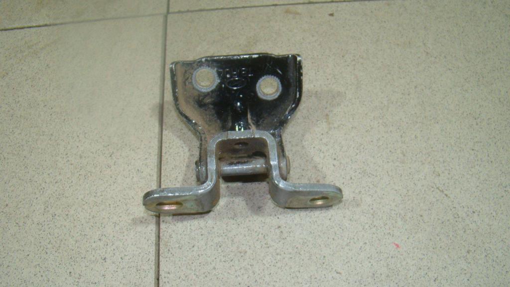 Петля двери задней левой верхняя, 500 рублей, Пермь