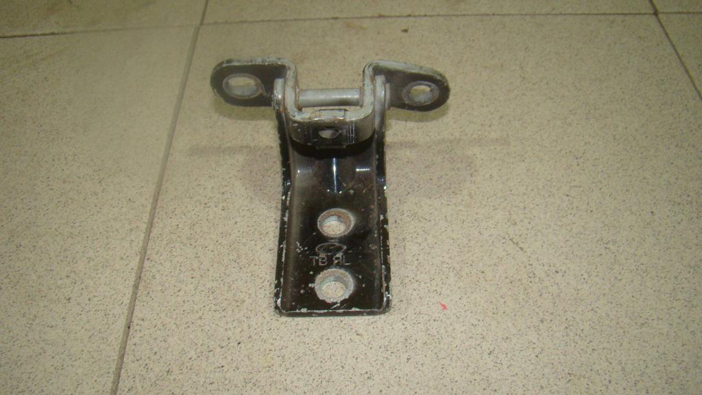 Петля двери задней левой нижняя, 500 рублей, Пермь