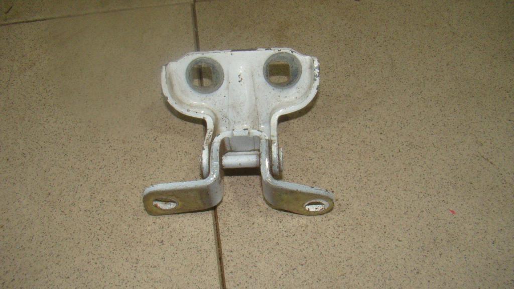 Петля двери задней левой верхняя, 500 рублей, Пермь