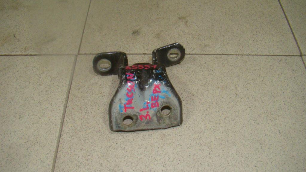 Петля двери задней левой верхняя, 500 рублей, Пермь