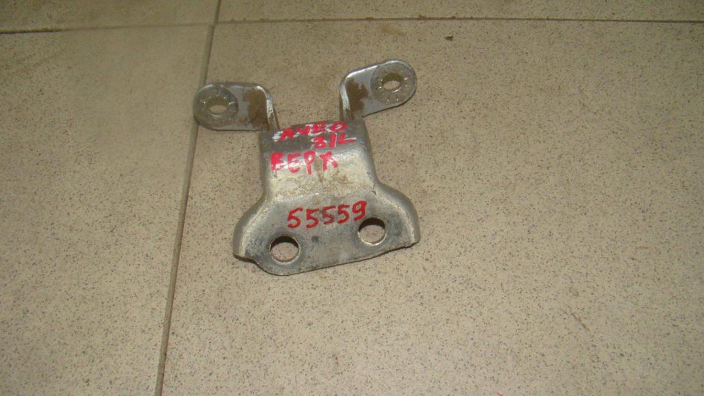 Петля двери задней левой верхняя, 500 рублей, Пермь