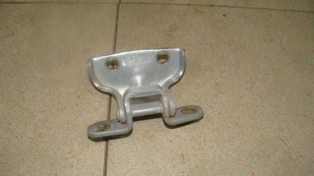 Петля двери задней левой верхняя, 500 рублей, Пермь