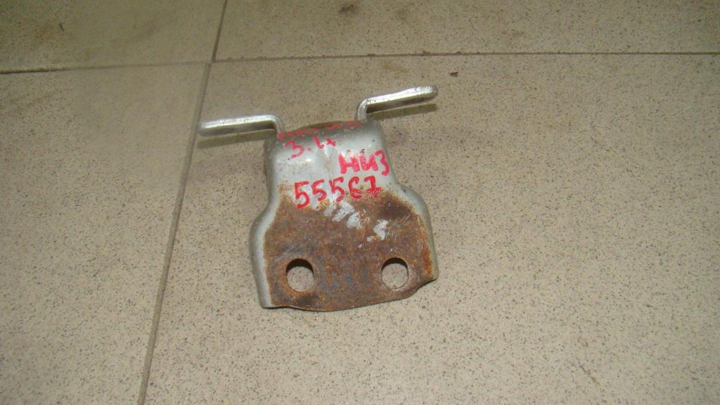 Петля двери задней левой нижняя, 500 рублей, Пермь