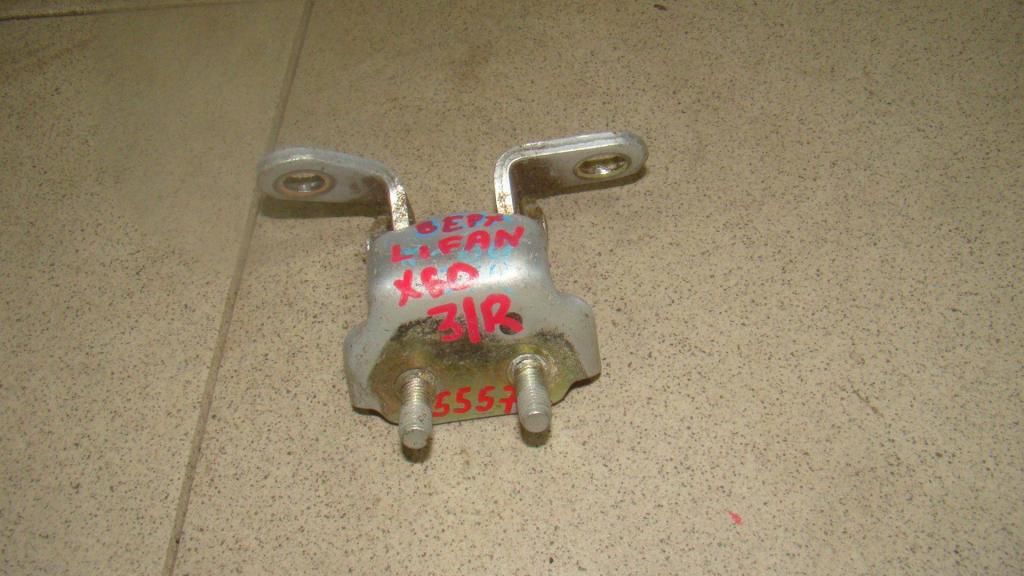 Петля двери задней правой верхняя, 500 рублей, Пермь