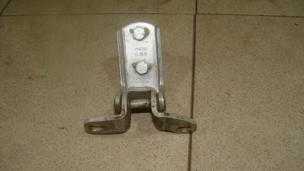 Петля двери задней правой нижняя, 500 рублей, Пермь