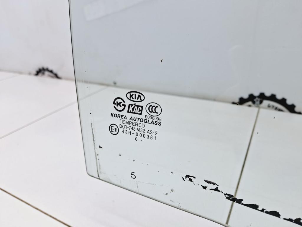 Стекло двери задней правой, 1000 рублей, Пермь