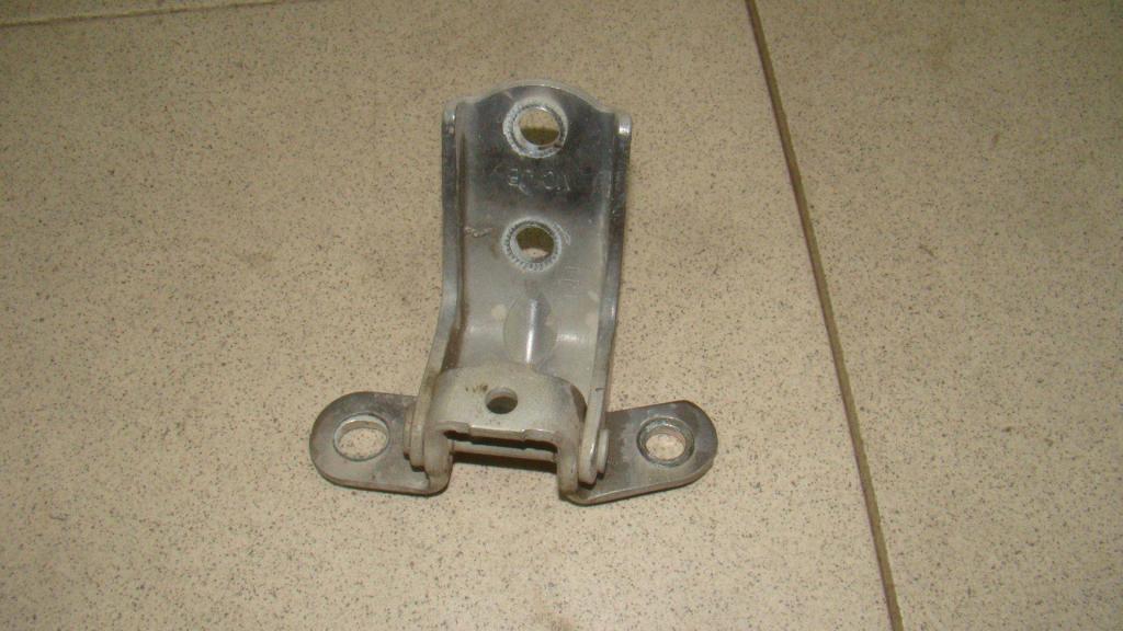 Петля двери передней, 500 рублей, Пермь