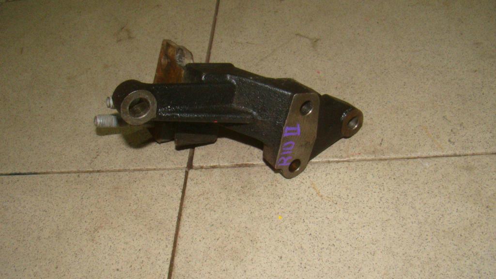 Кронштейн двигателя правый, 800 рублей, Пермь