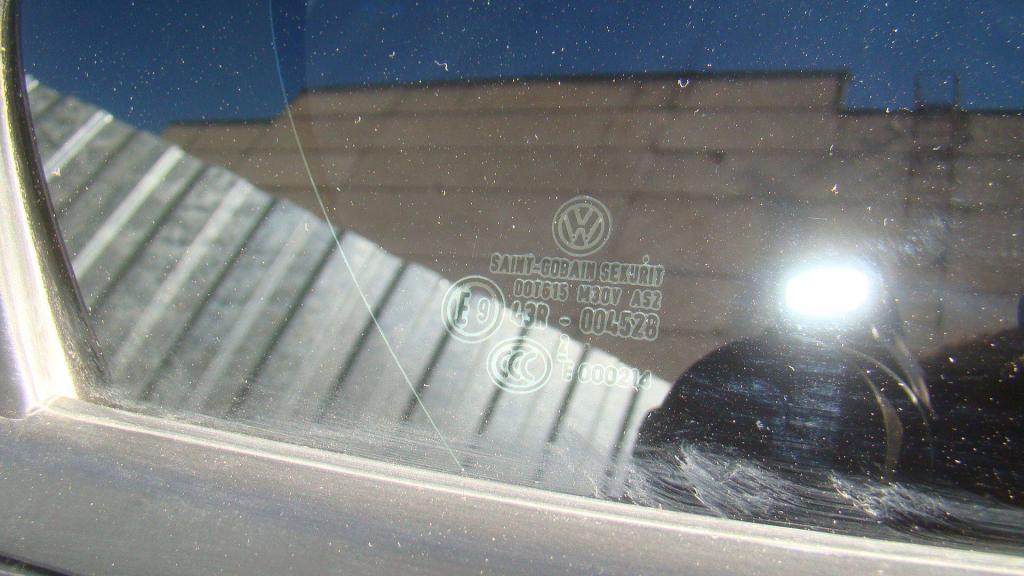 Стекло двери задней правой форточка, 600 рублей, Пермь