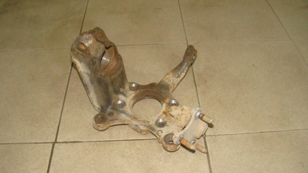 Кулак поворотный передний правый, 4000 рублей, Пермь