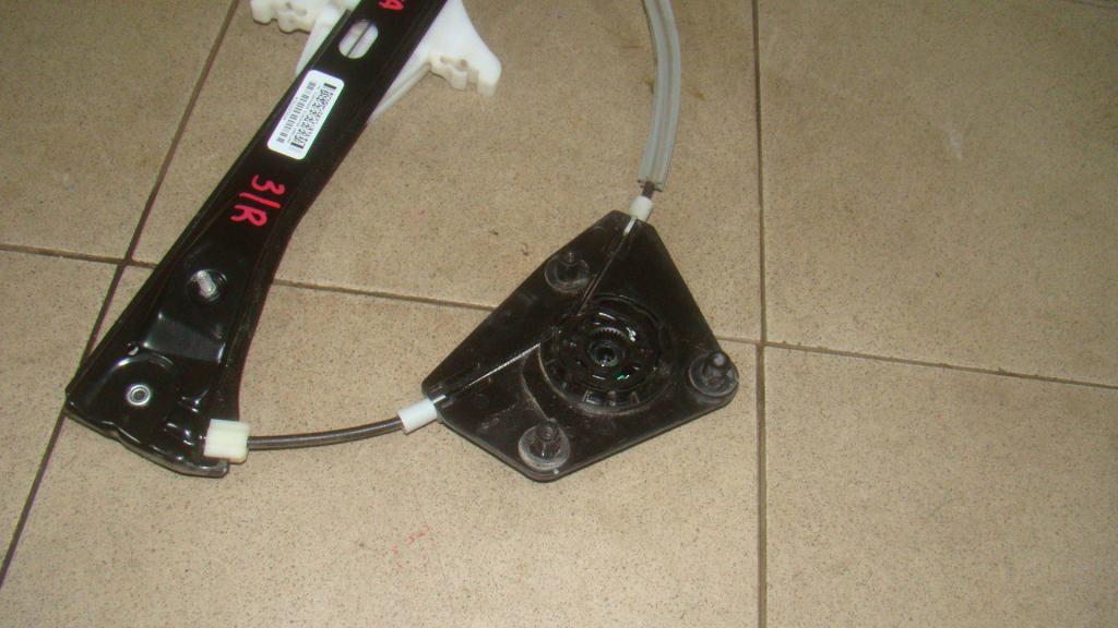 Стеклоподъемник задний правый, 1500 рублей, Пермь