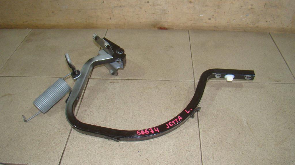 Петля крышки багажника, 1500 рублей, Пермь