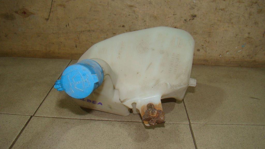 Бачок омывателя лобового стекла, 500 рублей, Пермь