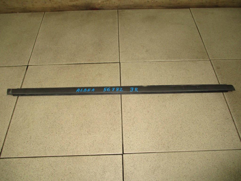 Накладка стекла заднего правого, 500 рублей, Пермь