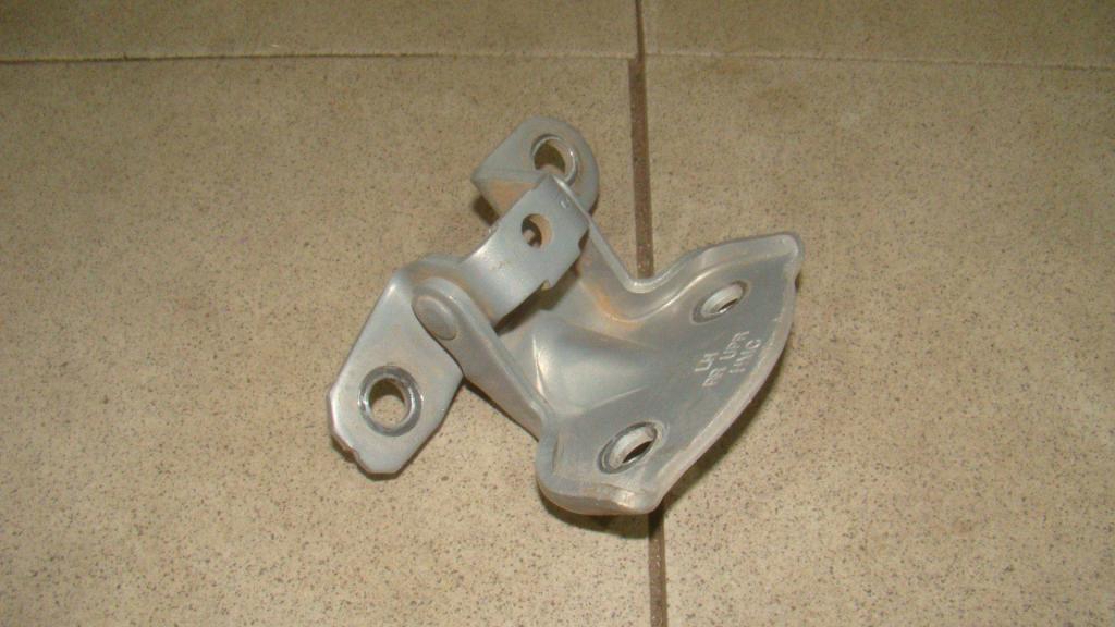 Петля двери задней левой верхняя, 500 рублей, Пермь