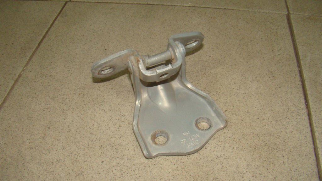 Петля двери задней правой нижняя, 500 рублей, Пермь