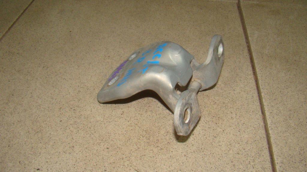 Петля двери задней правой нижняя, 500 рублей, Пермь