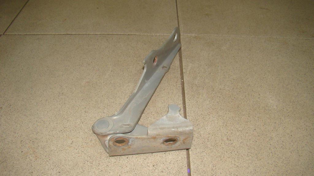 Петля капота левая, 500 рублей, Пермь