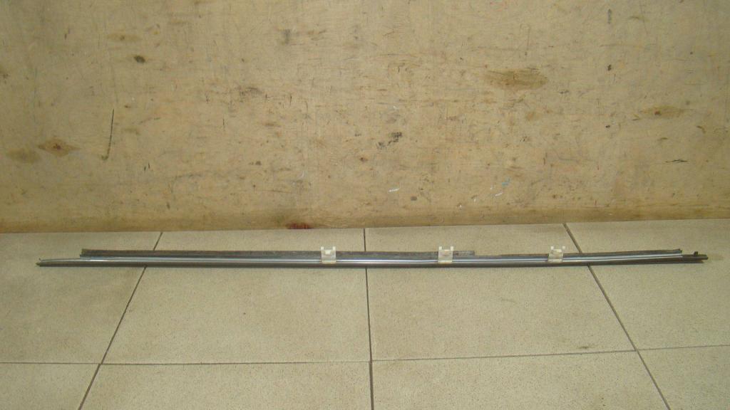 Накладка стекла заднего правого, 500 рублей, Пермь