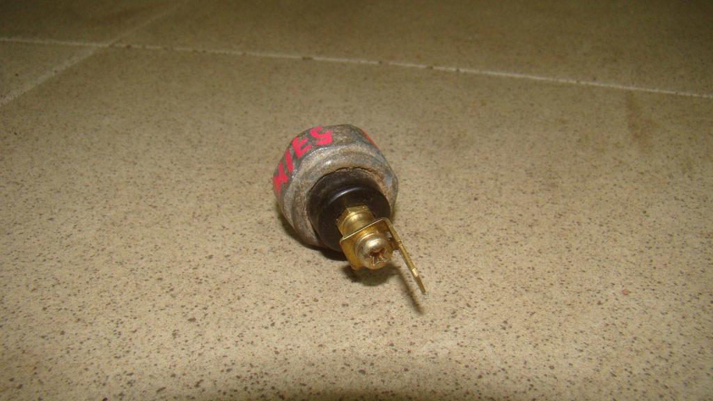 Датчик давления масла, 500 рублей, Пермь