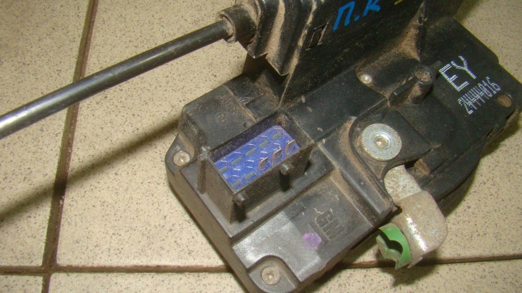 Замок двери передней правой, 1000 рублей, Пермь