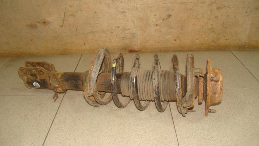 Амортизатор передний левый, 1500 рублей, Пермь