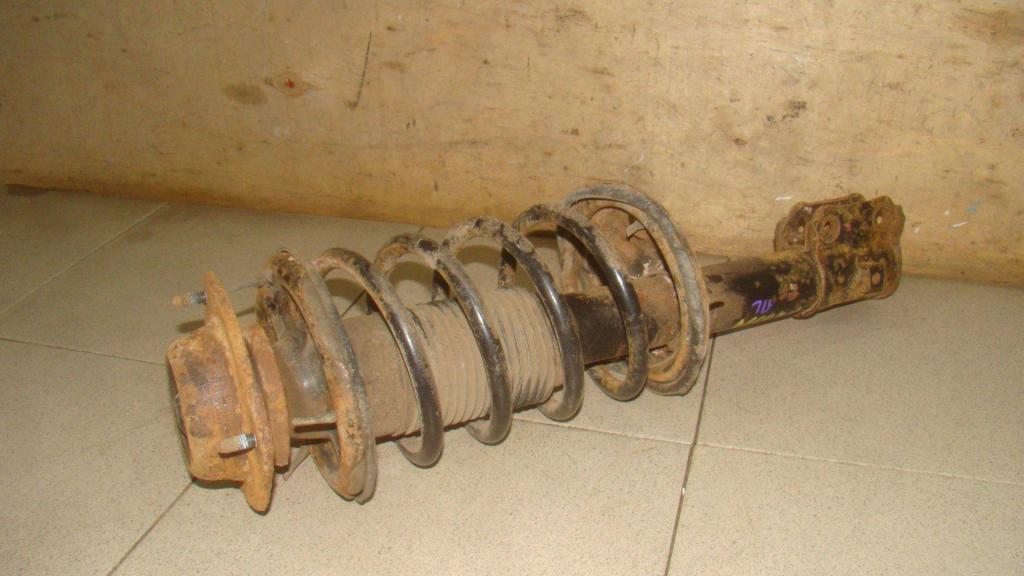 Амортизатор передний левый, 1500 рублей, Пермь