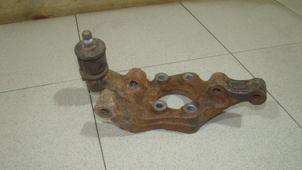 Кулак поворотный задний правый, 1000 рублей, Пермь